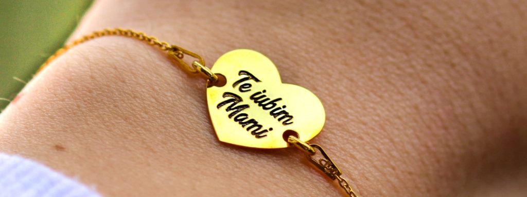 bratara personalizata cu mesaje gravate emotionante